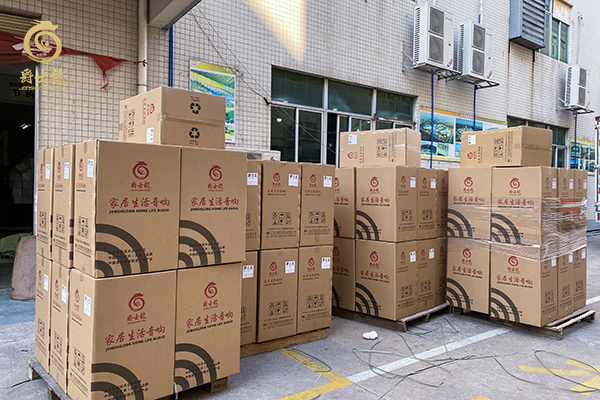 100套戶(hù)外拉桿音響成功發(fā)貨云南麗江，好音效認(rèn)準(zhǔn)爵士龍！